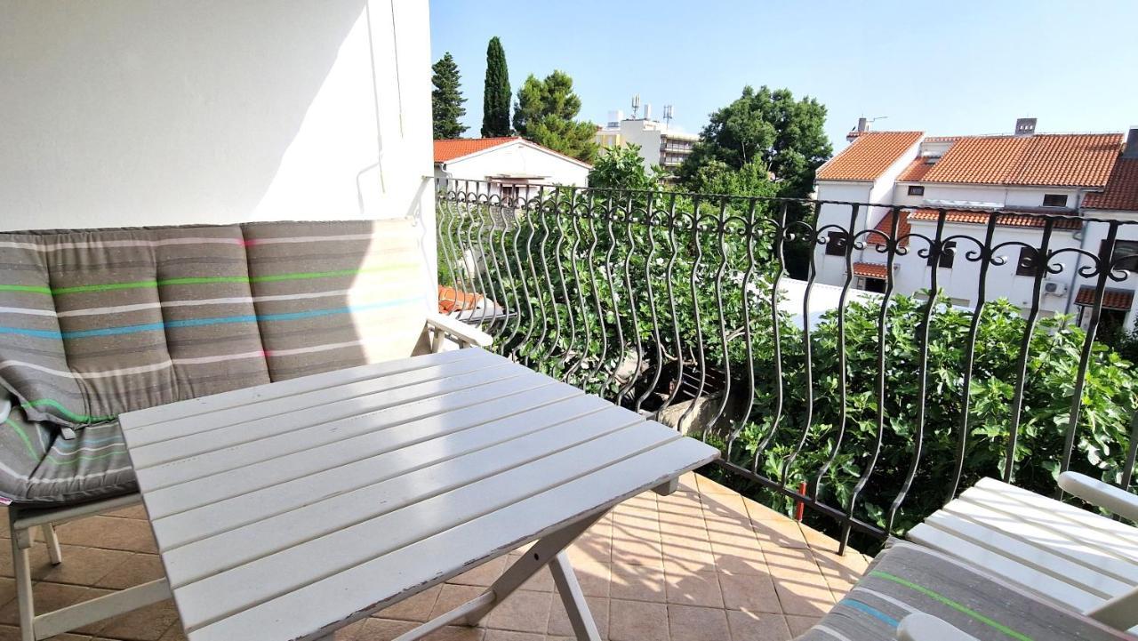 Apartment Damijan Krk Town Luaran gambar