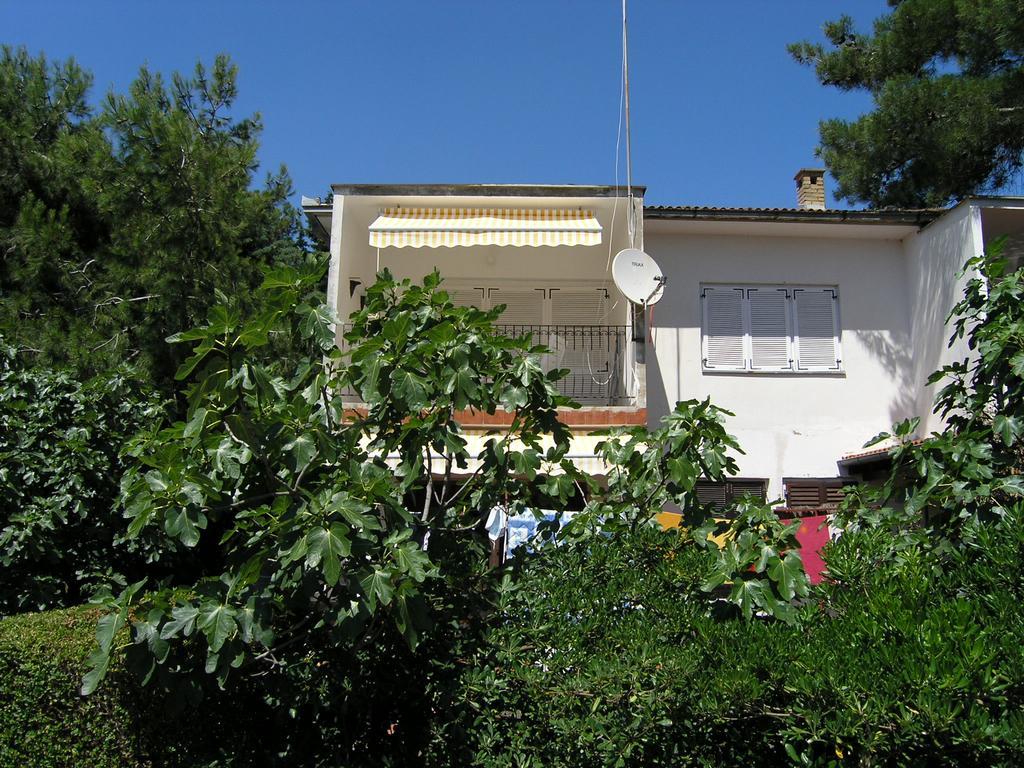 Apartment Damijan Krk Town Luaran gambar