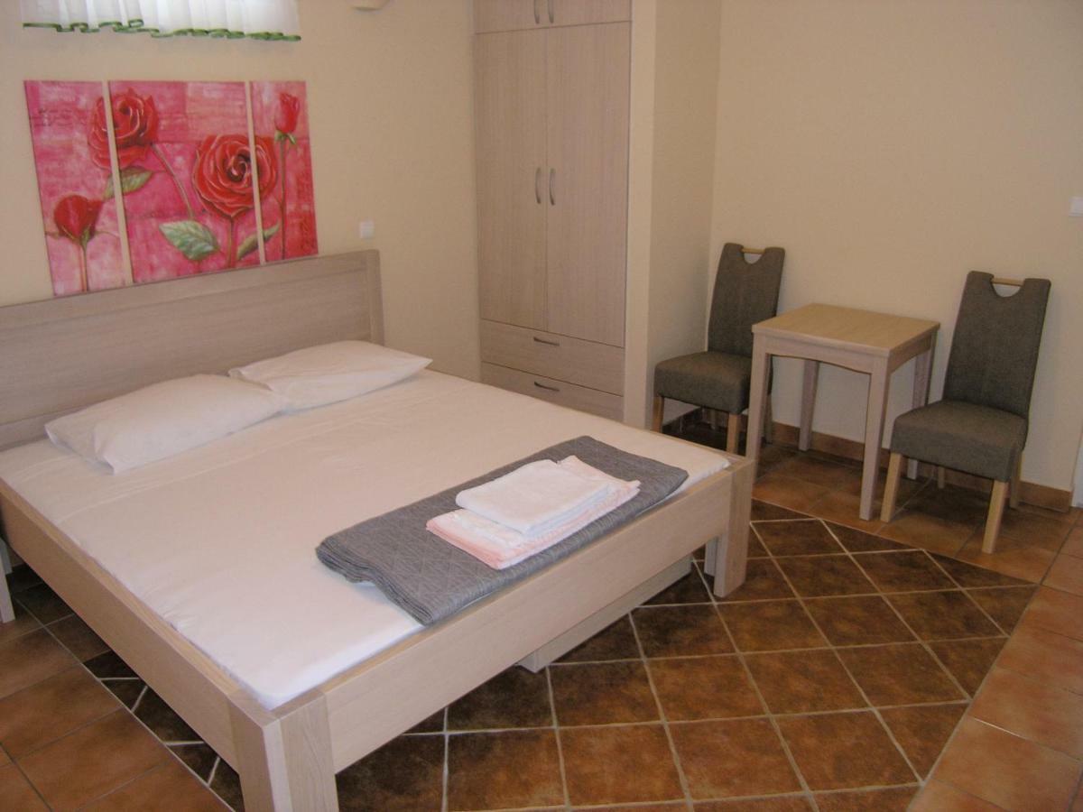 Apartment Damijan Krk Town Luaran gambar